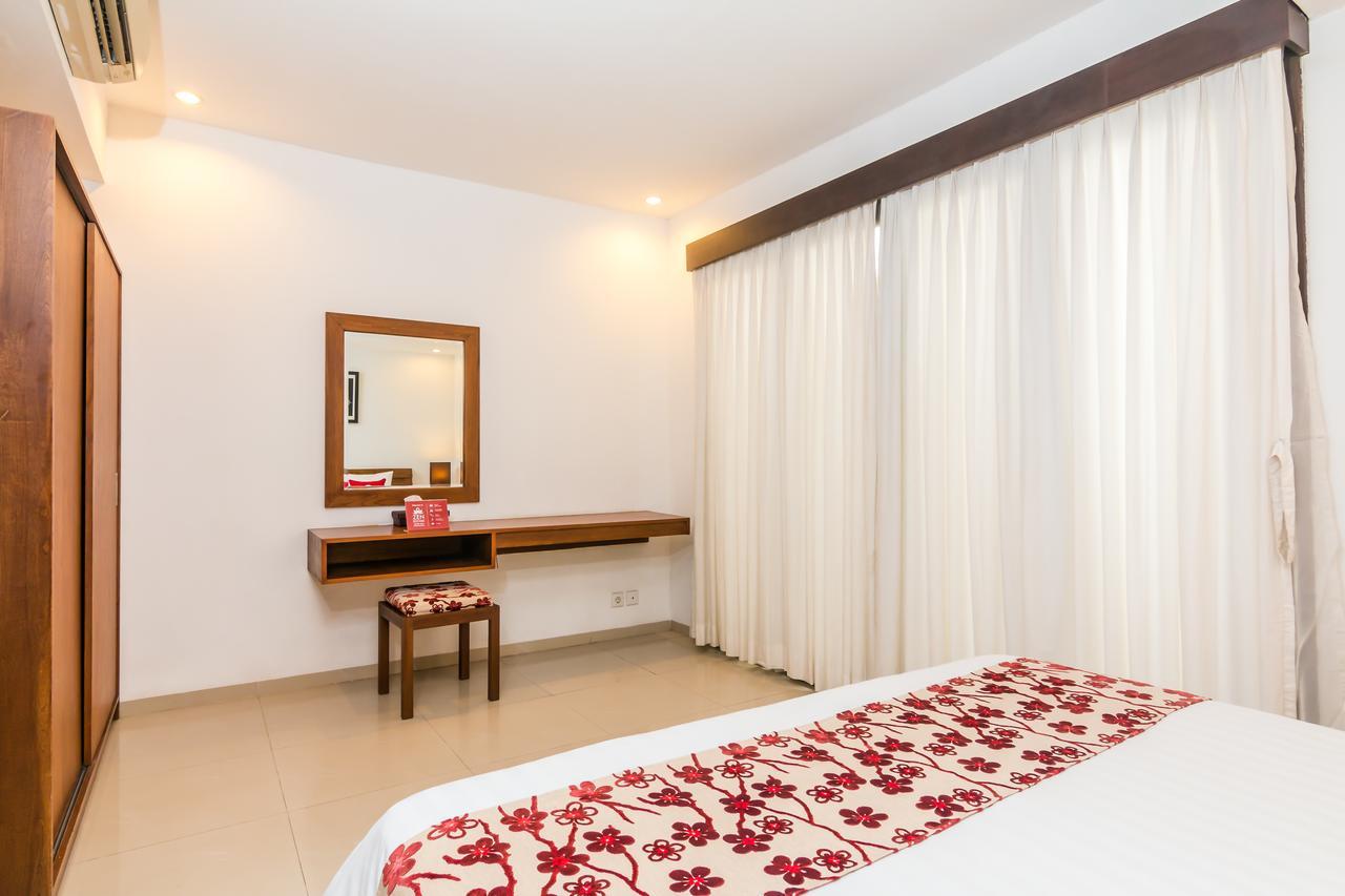 Zen Rooms Dewi Ratih Seminyak Kuta  Exterior photo